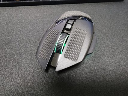 Basilisk V3 Proマウスにグリップテープを貼ってみた